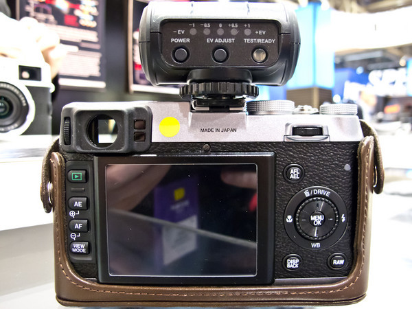 Fujifilm, X100, CES 2011