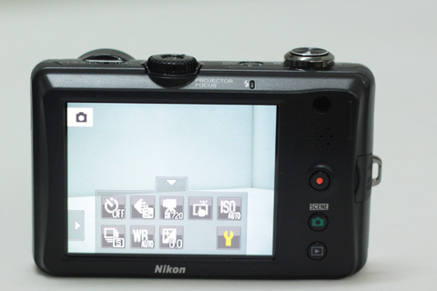 Nikon Coolpix S1100pj