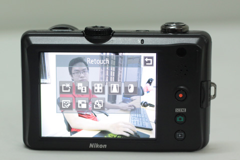 Nikon Coolpix S1100pj