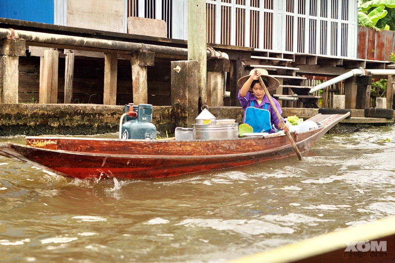 Floatting Market